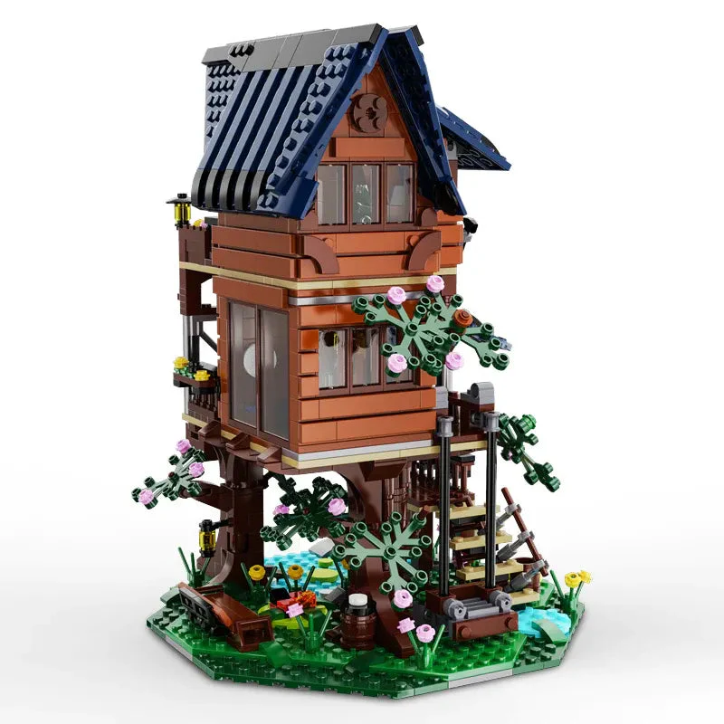 Cada 1155pc The Four Seasons Tree House