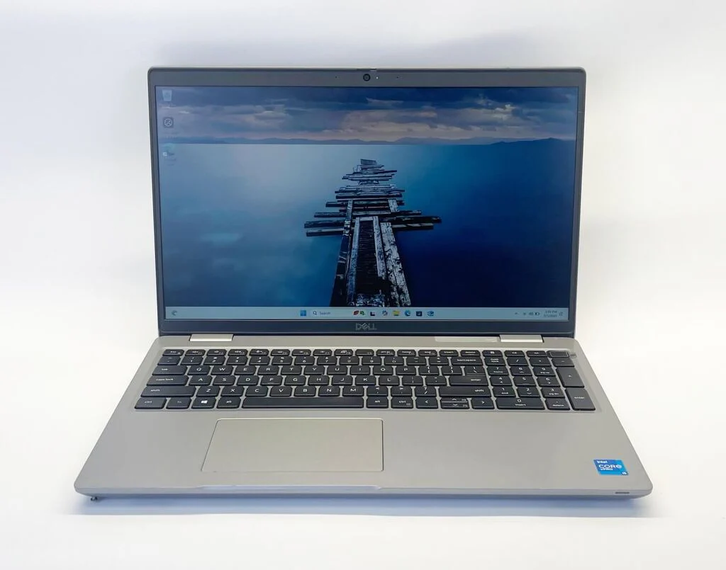 Dell Latitude 5521 Intel i7 11850H 2.50GHz 32GB RAM 512GB SSD GeForce MX450 15.6" Win 11 [*Refurbished: Very Good]