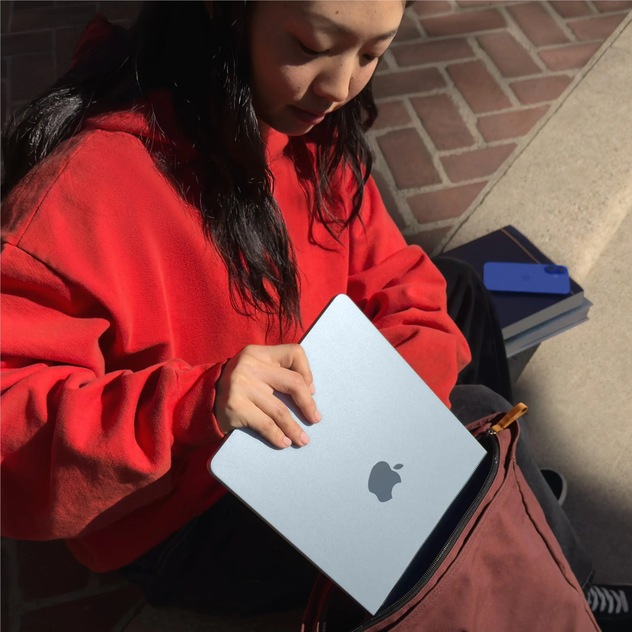 1487-apple-macbook-air-13-inch-with-m4-chip-256gb-16gb-silver--8.webp Apple MacBook Air 13-inch with M4 Chip, 256GB/16GB (Silver)