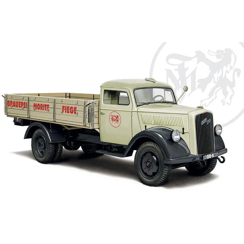 2002-italeri-1-24-opel-blitz-classic-truck-2.webp Italeri 1/24 Opel Blitz Classic Truck