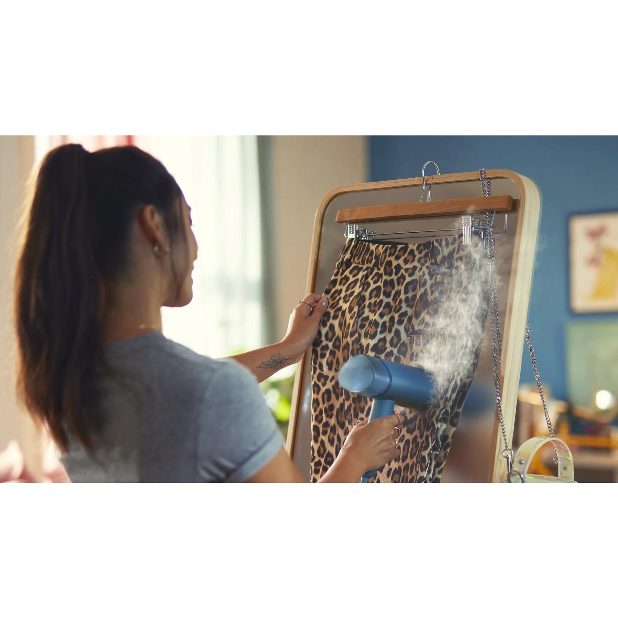 511-philips-3000-series-handheld-garment-steamer-blue--8.webp Philips 3000 Series Handheld Garment Steamer (Blue)