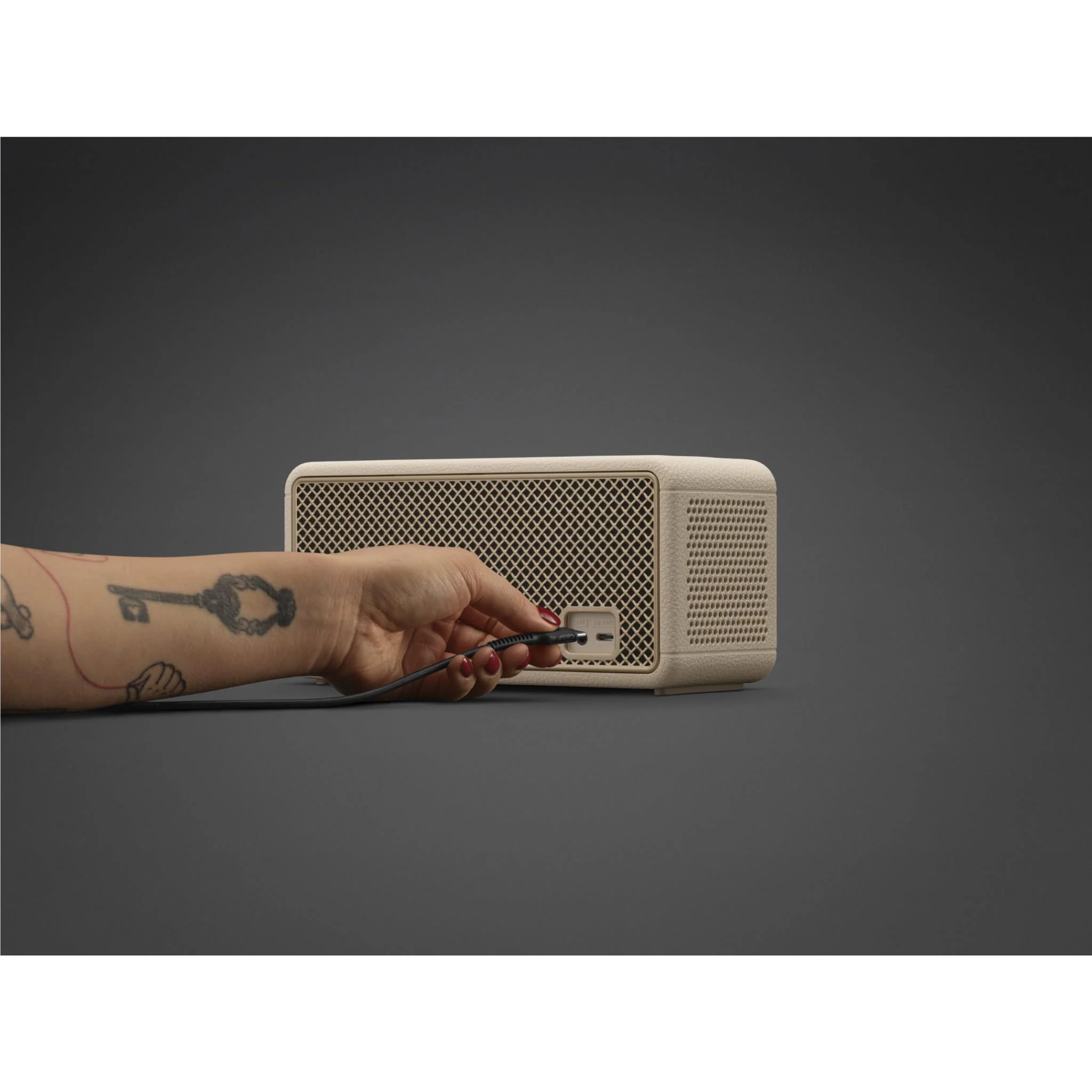 Marshall Middleton II Portable Speaker (Cream)