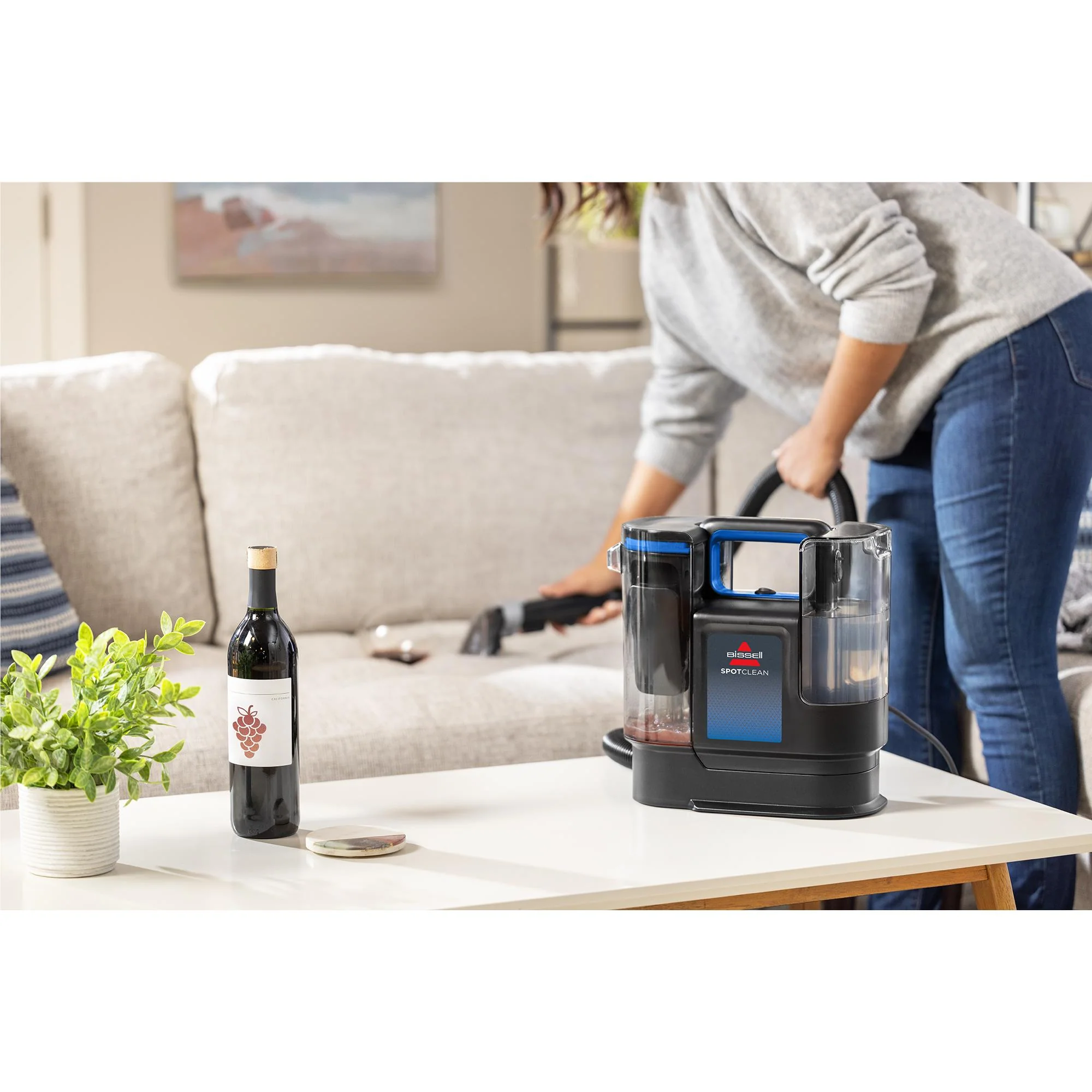 768-bissell-3861f-spotclean-portable-cleaner-9.webp Bissell 3861F SpotClean Portable Cleaner