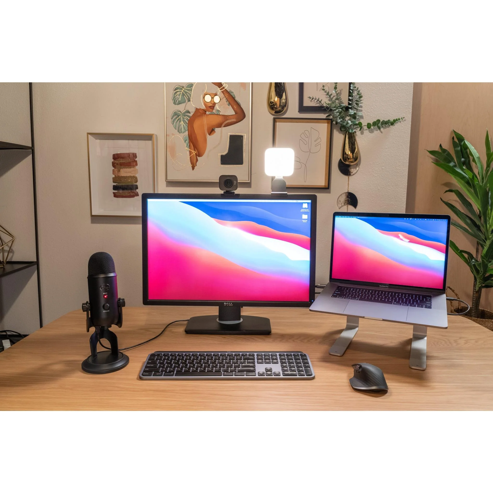 Logitech Litra Glow Premium Streaming Light