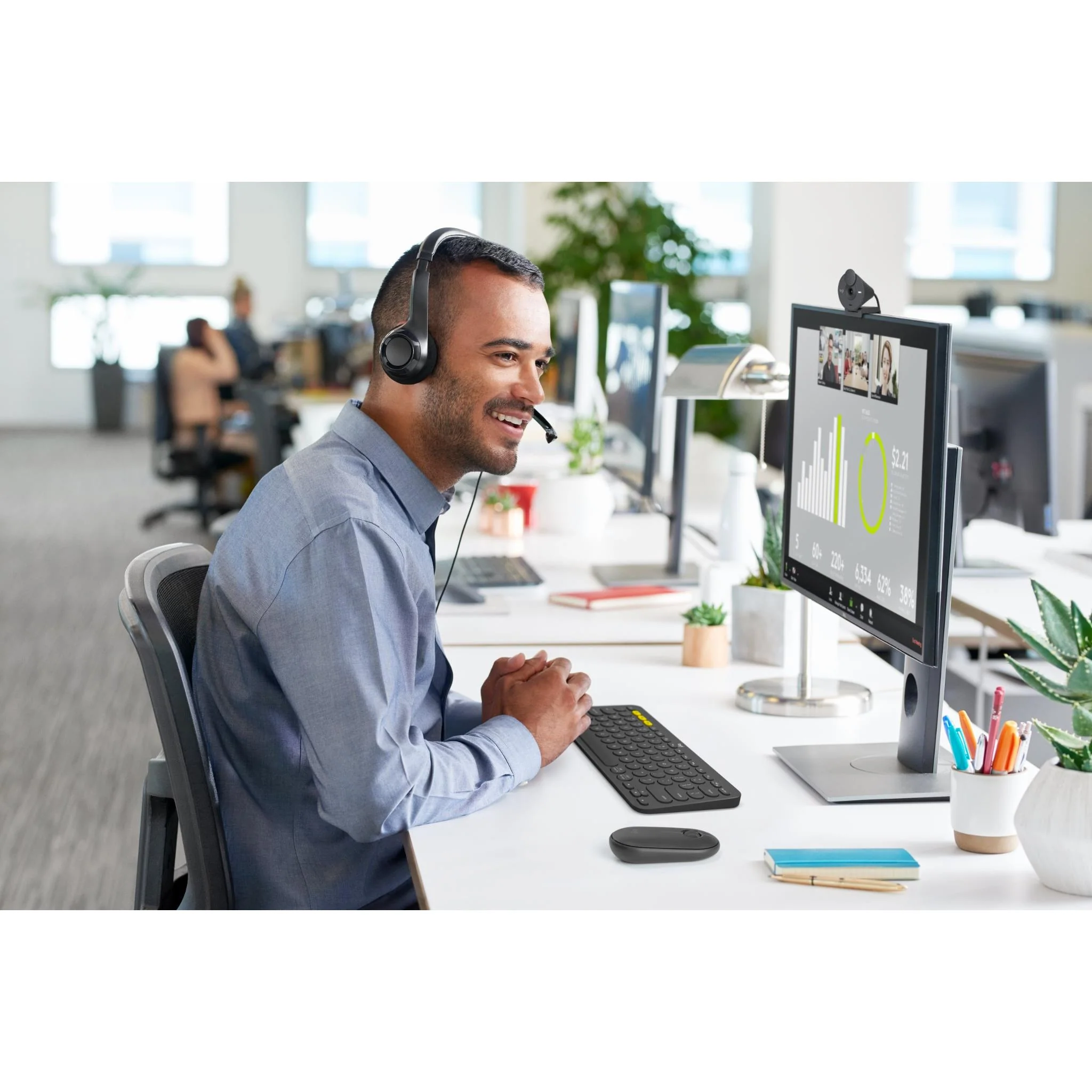 845-logitech-h390-usb-computer-headset-black--10.webp Logitech H390 USB Computer Headset (Black)