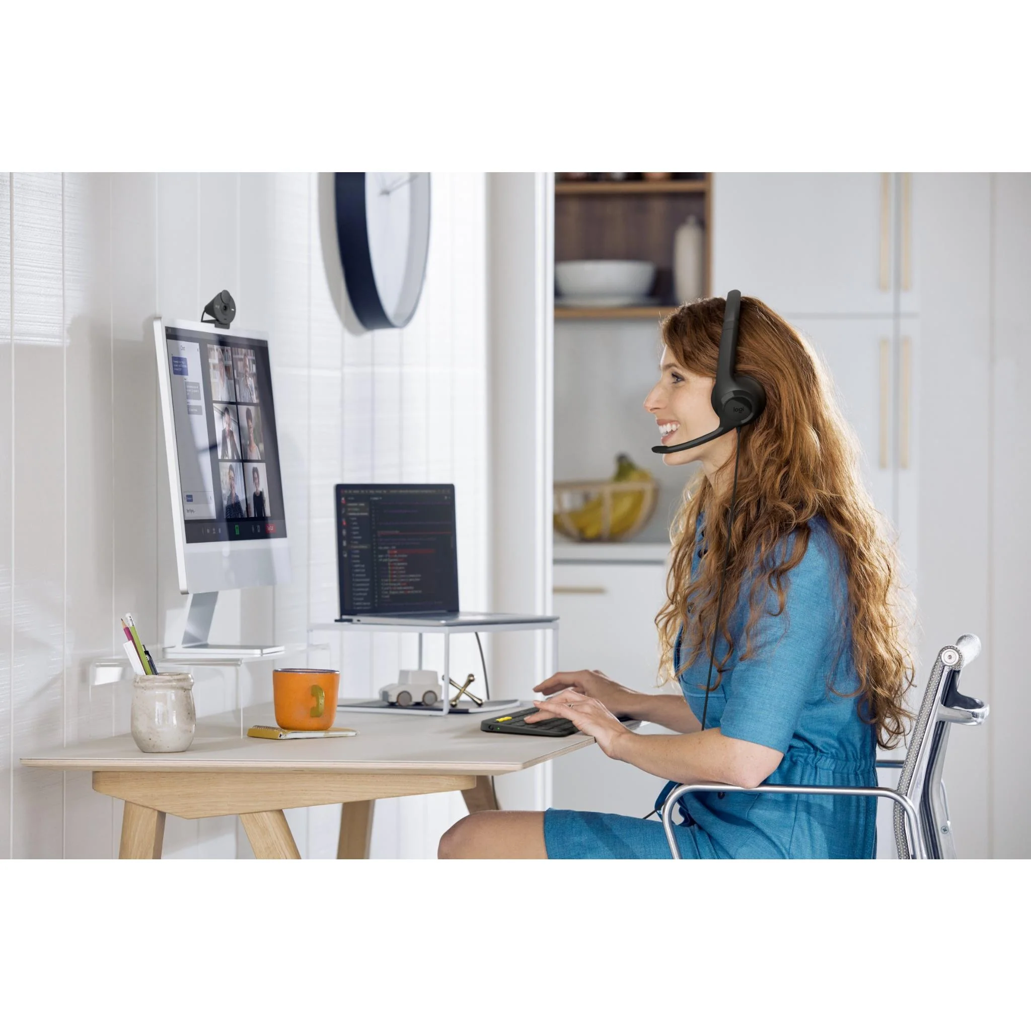 845-logitech-h390-usb-computer-headset-black--8.webp Logitech H390 USB Computer Headset (Black)